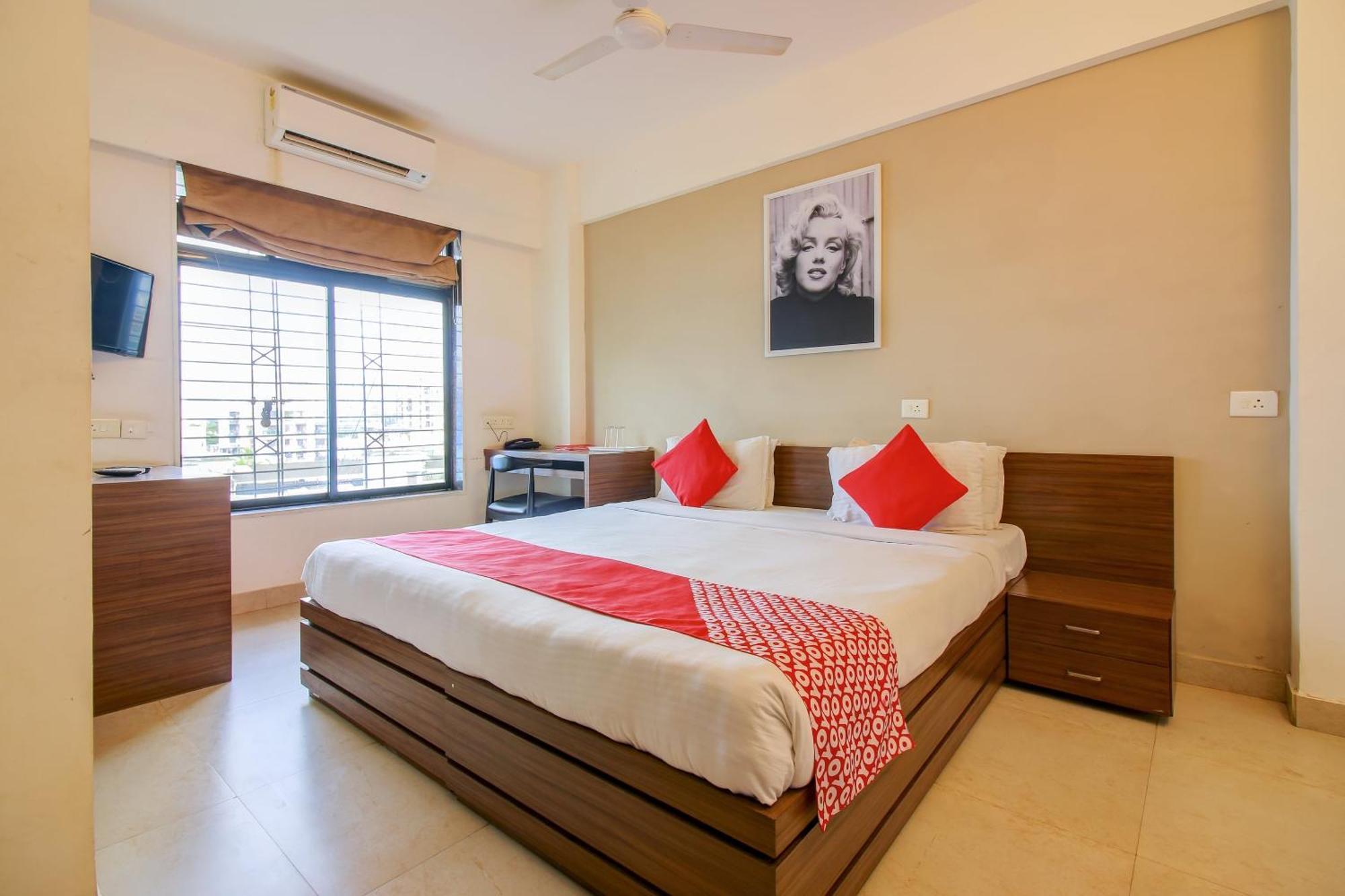Super Collection O Panchratna Hotel Panvel Exterior foto