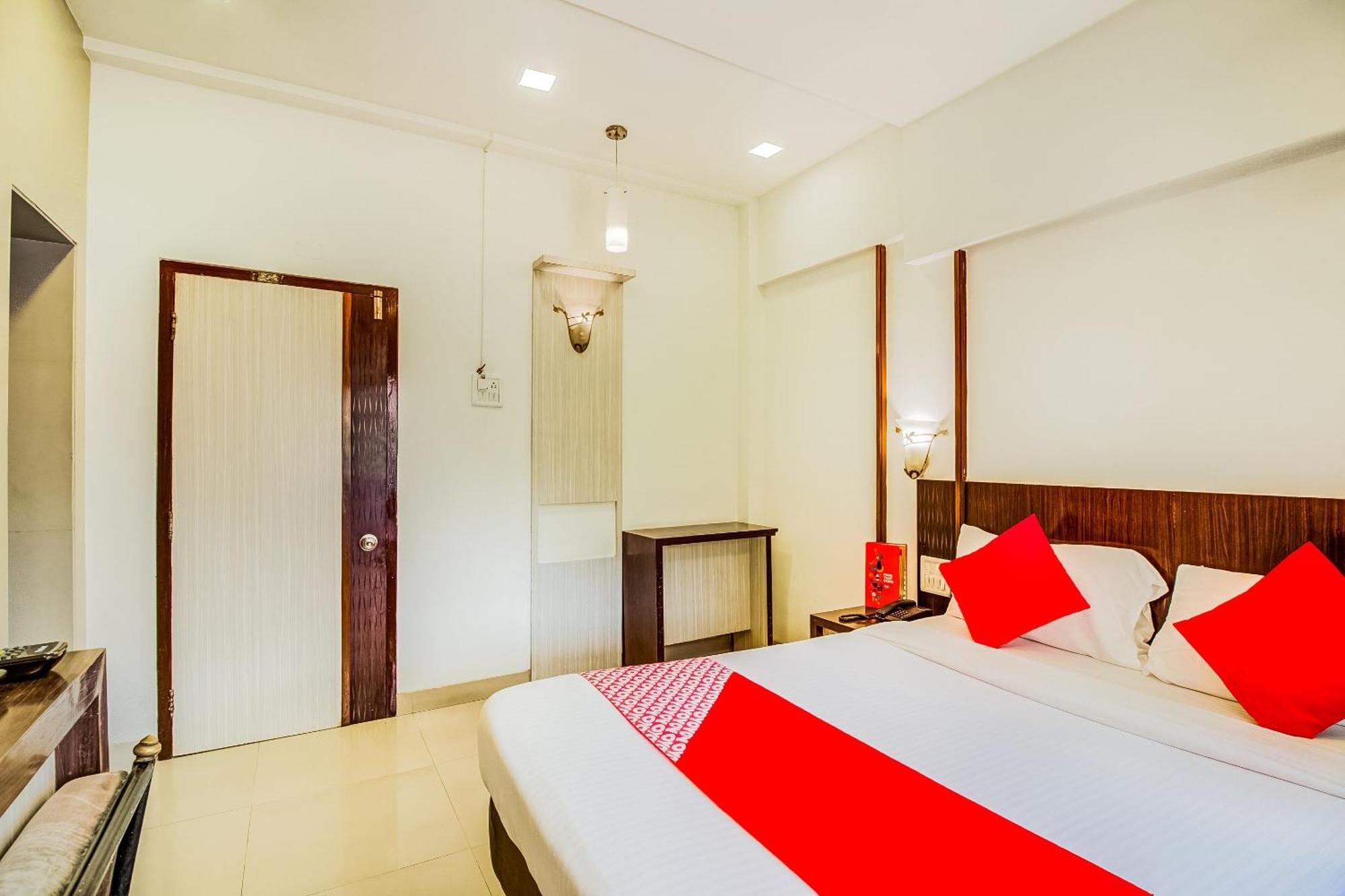 Super Collection O Panchratna Hotel Panvel Exterior foto